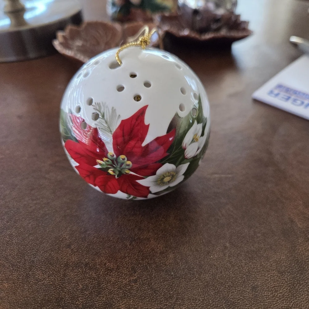 Porcelain Pomander With Christmas Flowers